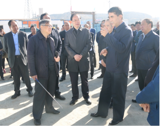 省委副書記、省長王建軍等領(lǐng)導(dǎo)一行視察海東工業(yè)園區(qū)臨空綜合經(jīng)濟(jì)園
